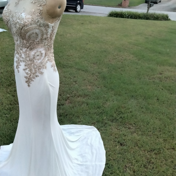 ED YOUNG FORMAL LONG DRESS SZ XS IVORY/GOLD Elegant Sexy after 5 - Picture 7 of 8